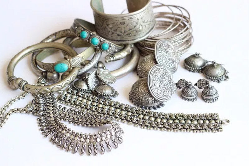 Sterling Silver vs. Pure Silver – Are You Paying More for Less?