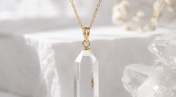 How to Wear a Clear Quartz Necklace for Everyday Energy