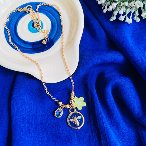 Bee Blossom Pendant Necklace | 18K Gold Plated, Waterproof & Anti-Tarnish