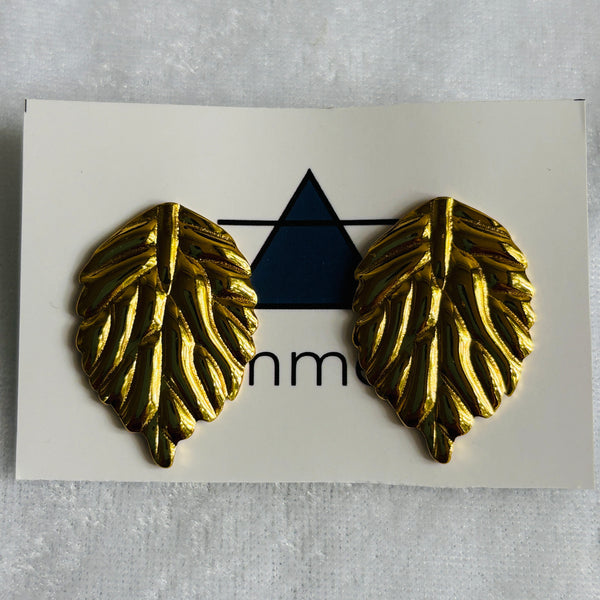 Golden Leaf Textured Earrings – Bold Nature-Inspired Elegance